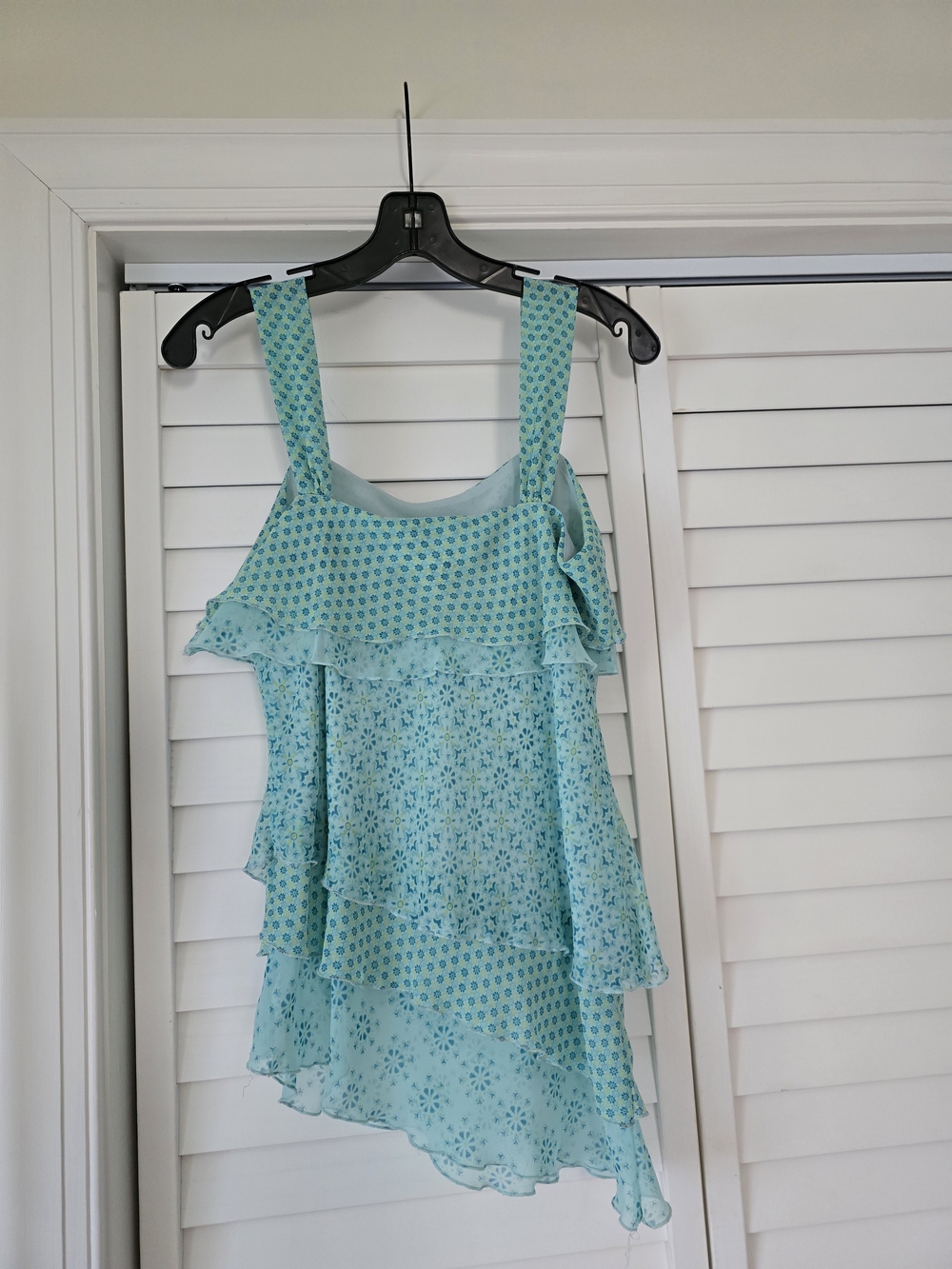 Fashion Bug Light Aqua Floral Tiered Shell Tank - Picture 2 of 3